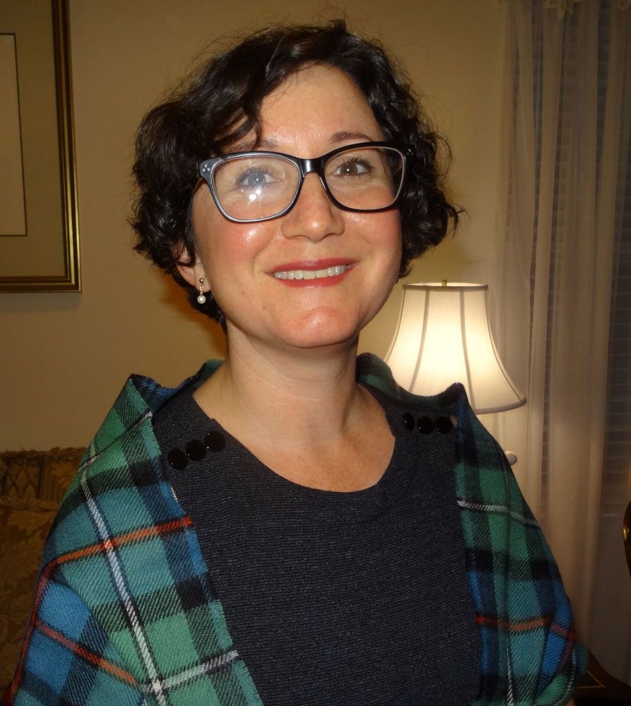 Dillenkoffer Head Shot 12-2018.jpg
