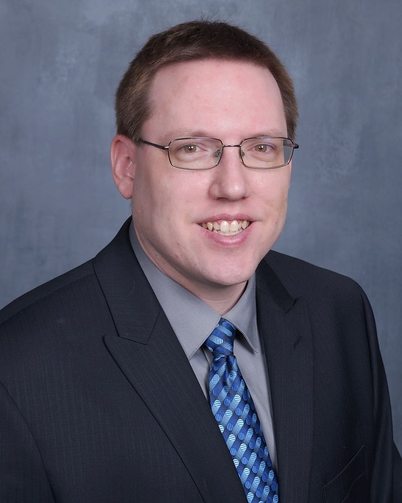 2020-02-16 Vance Headshot.JPG