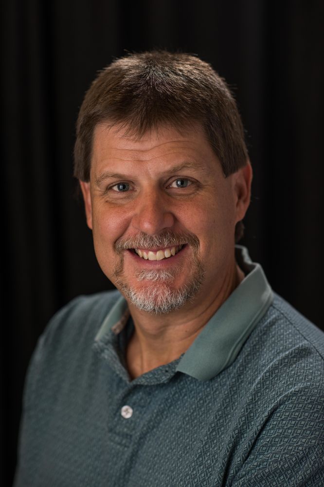 Lerew_Headshot (2016).jpg
