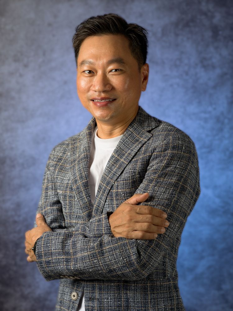 Desmond Khoh Profile Pic.jpg