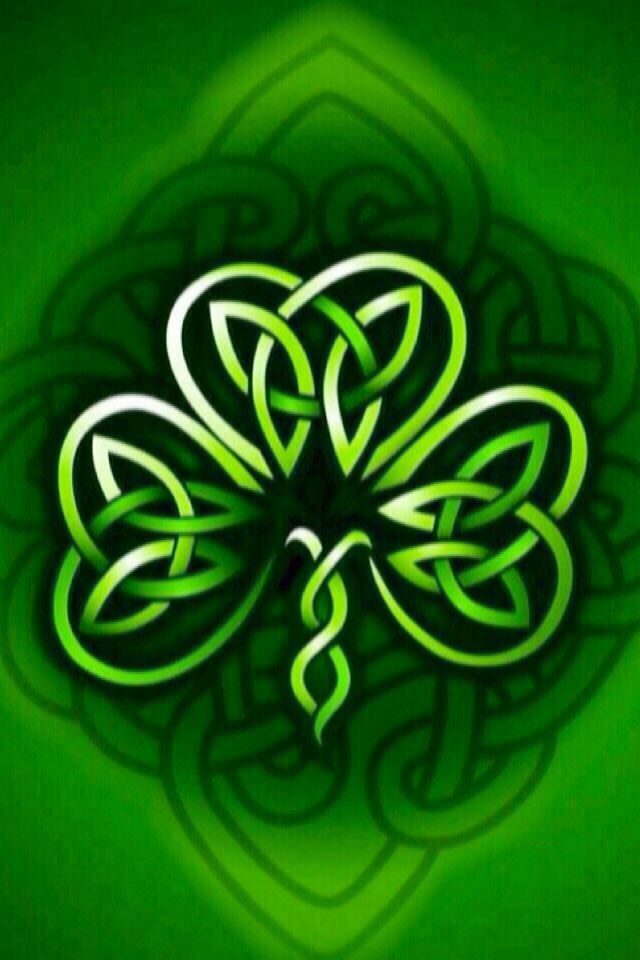 Celtic Knot Shamrock.jpg