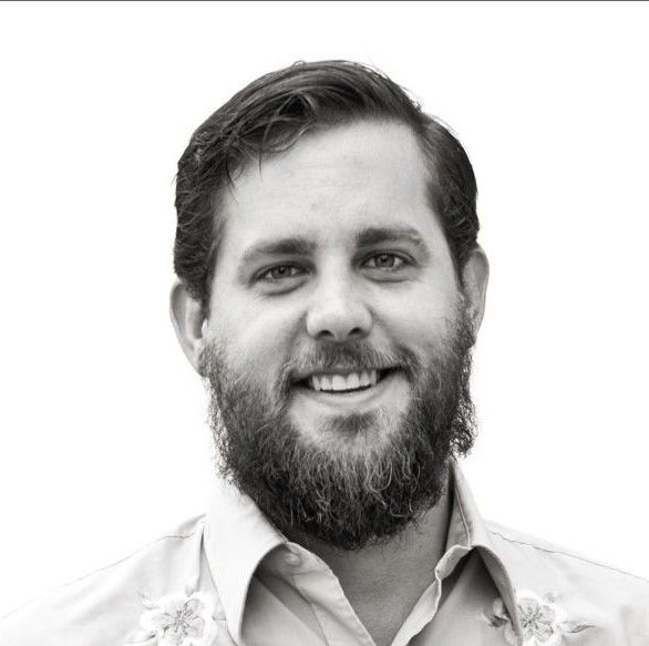 headshot2 (2).jpg